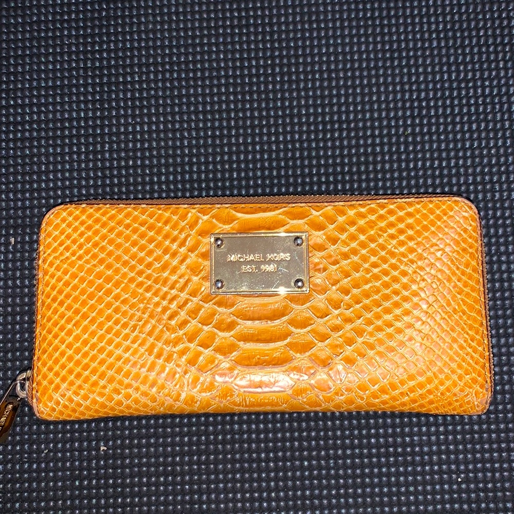 Snake skin wallet
